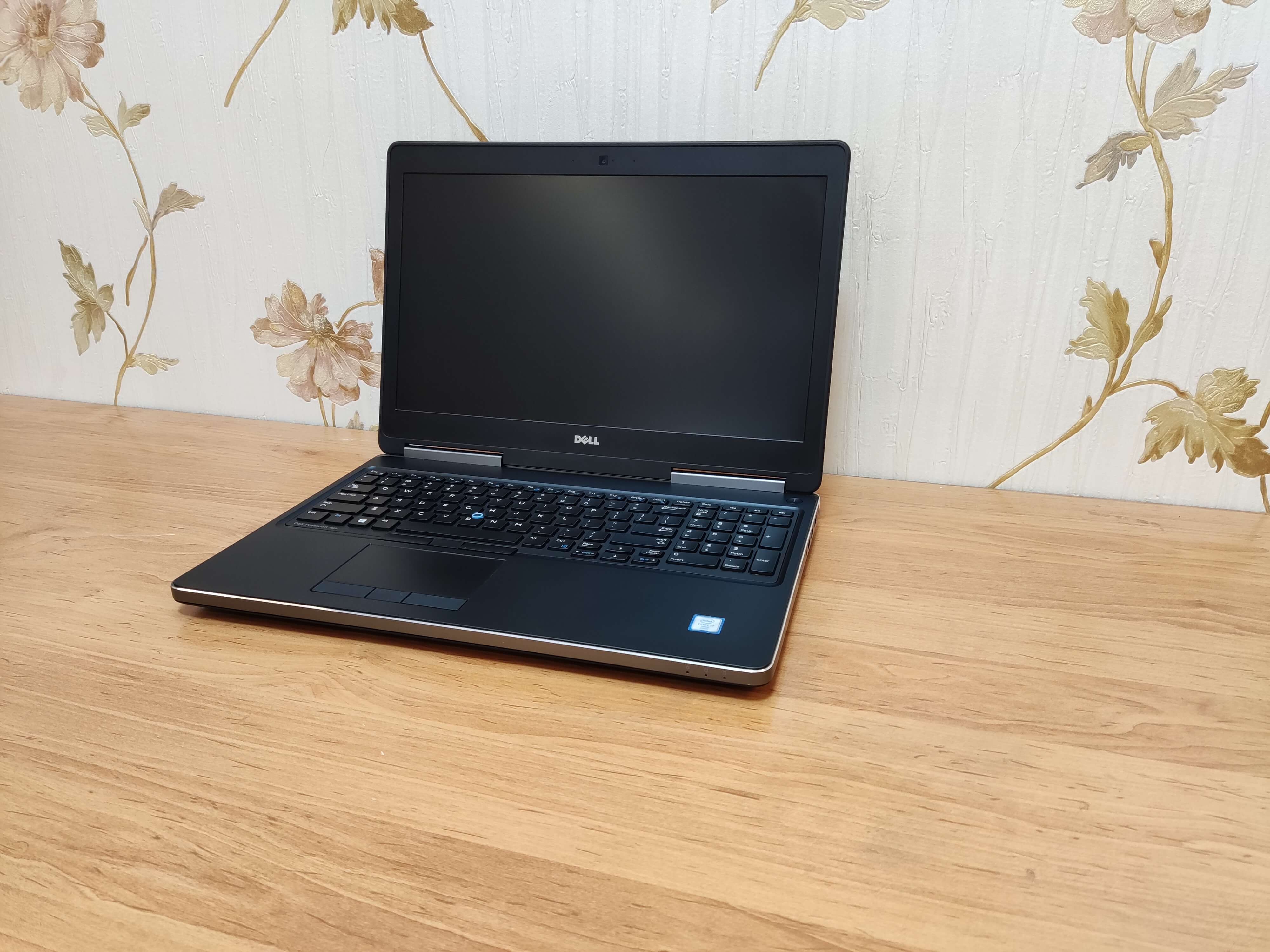 لپتاپ استوک Dell Precision 7520 ATI i5hq-16-256-2gb
